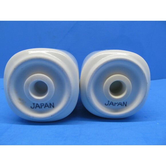 Mikasa Salt And Pepper Shakers Natural Beauty Perfect Pair 3 1/2" - Picture 6 of 6